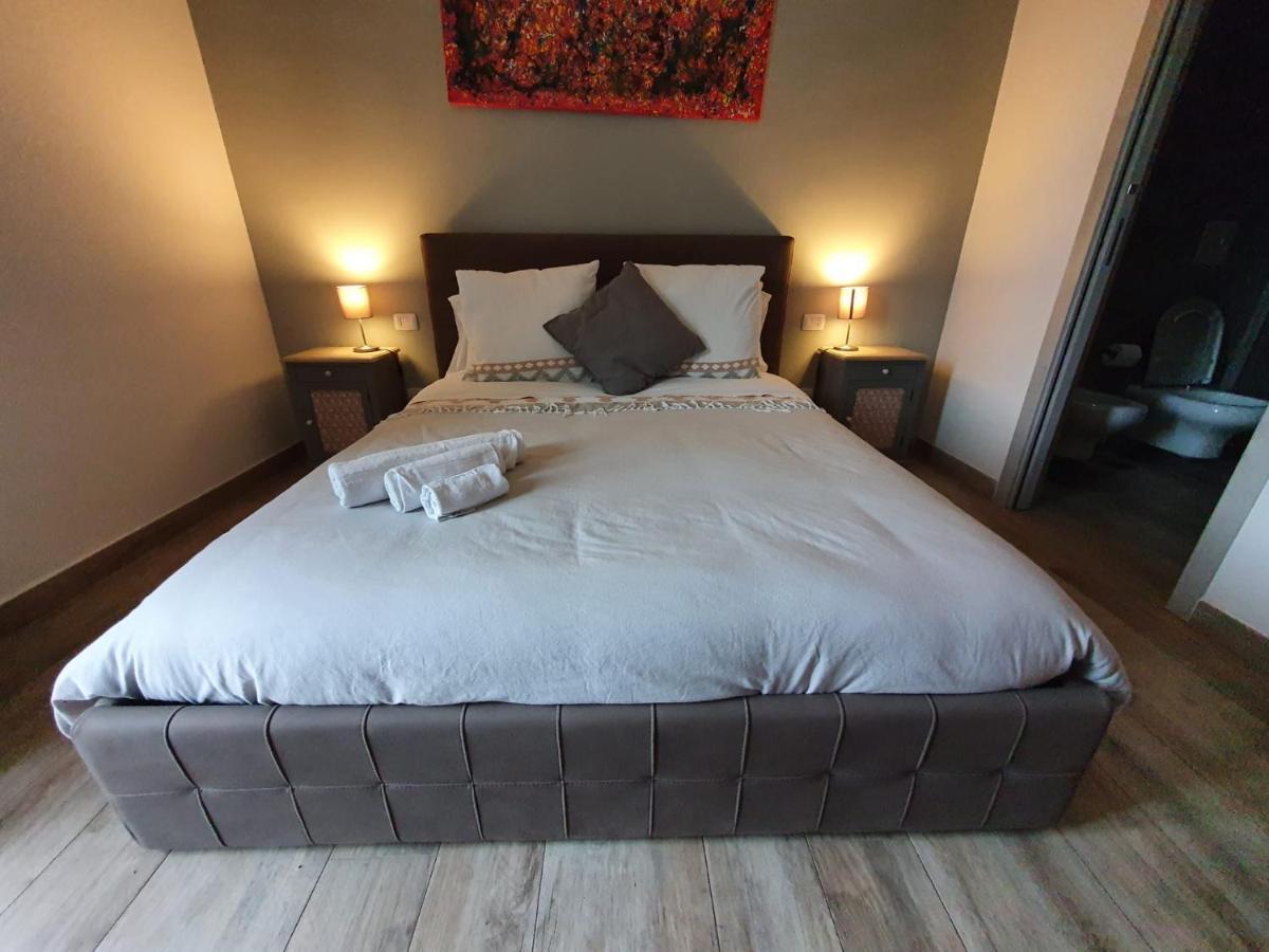 Matilda Luxury * Isquia